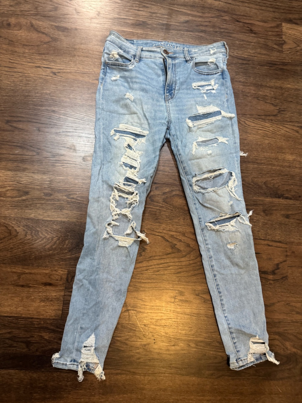 American Eagle Outfitters Light Blue Distressed Ripped Jeans